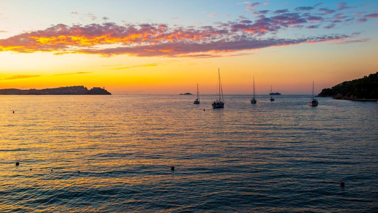 Hotel Villa Ottone Portoferraio Exteriör bild